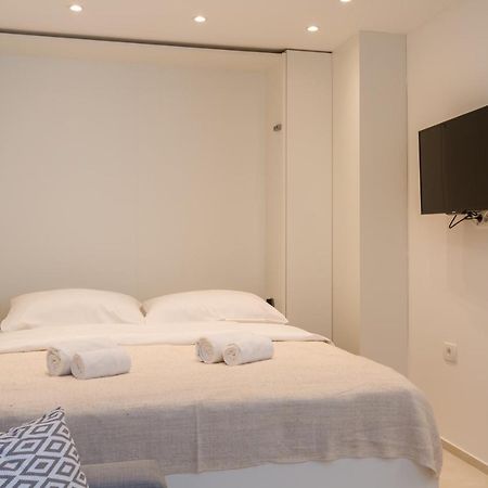Studio Apartment Tetida by Locap Group Piran Bagian luar foto