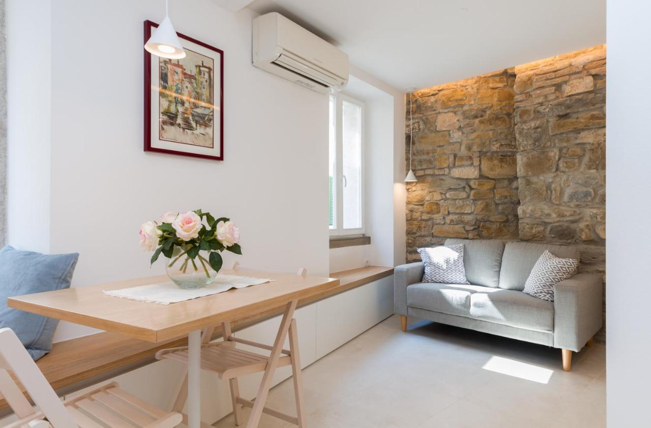 Studio Apartment Tetida by Locap Group Piran Bagian luar foto